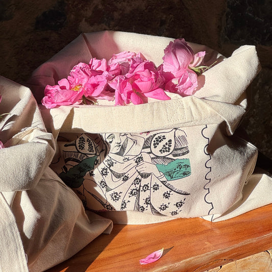 Roses Season Tote Bag | حقيبة قماشية موسم الورد