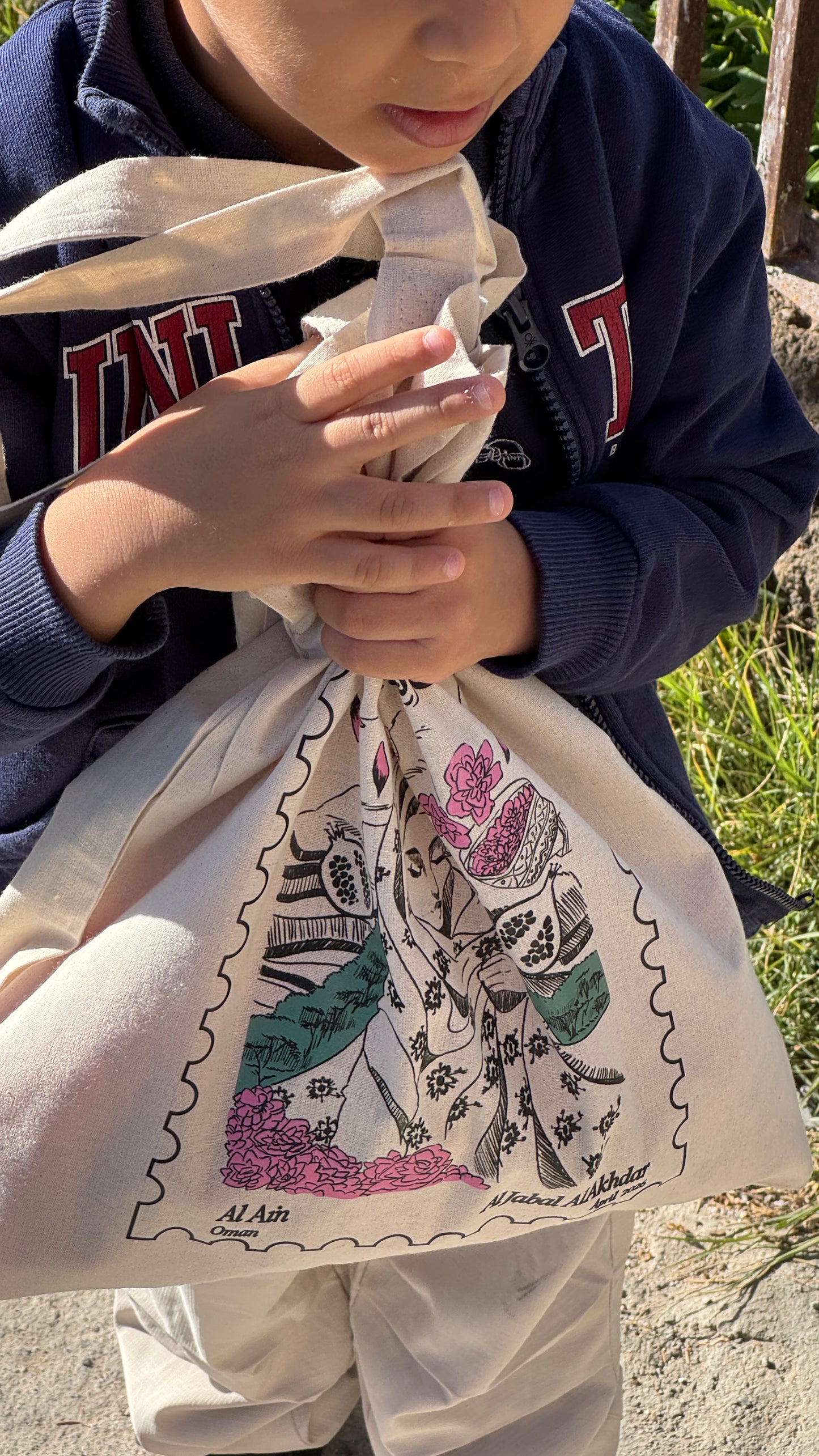 Roses Season Tote Bag | حقيبة قماشية موسم الورد